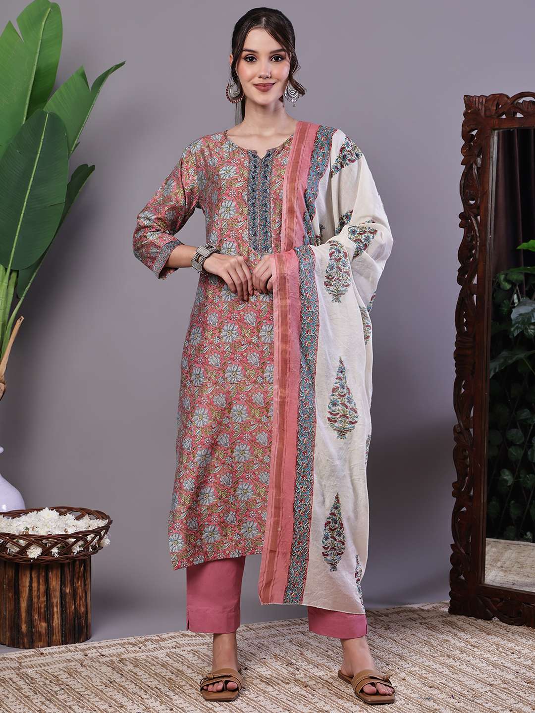 Women's Pink Floral Chanderi Printed Kurta Set with Dupatta Suit Sets